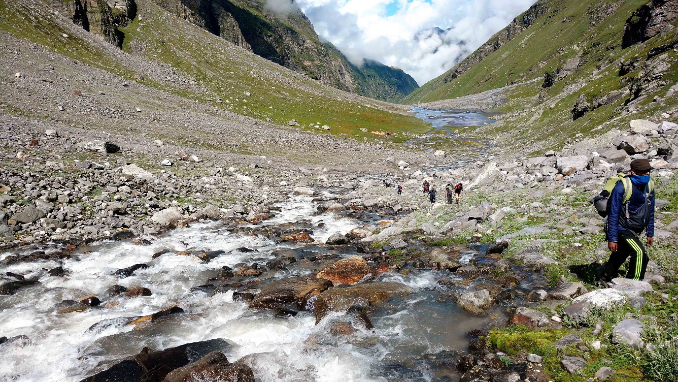 Hampta Pass - connecting the two heavens !