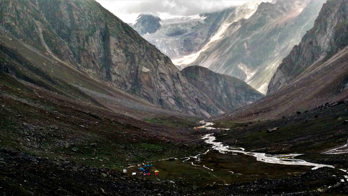 Hampta Pass - connecting the two heavens !