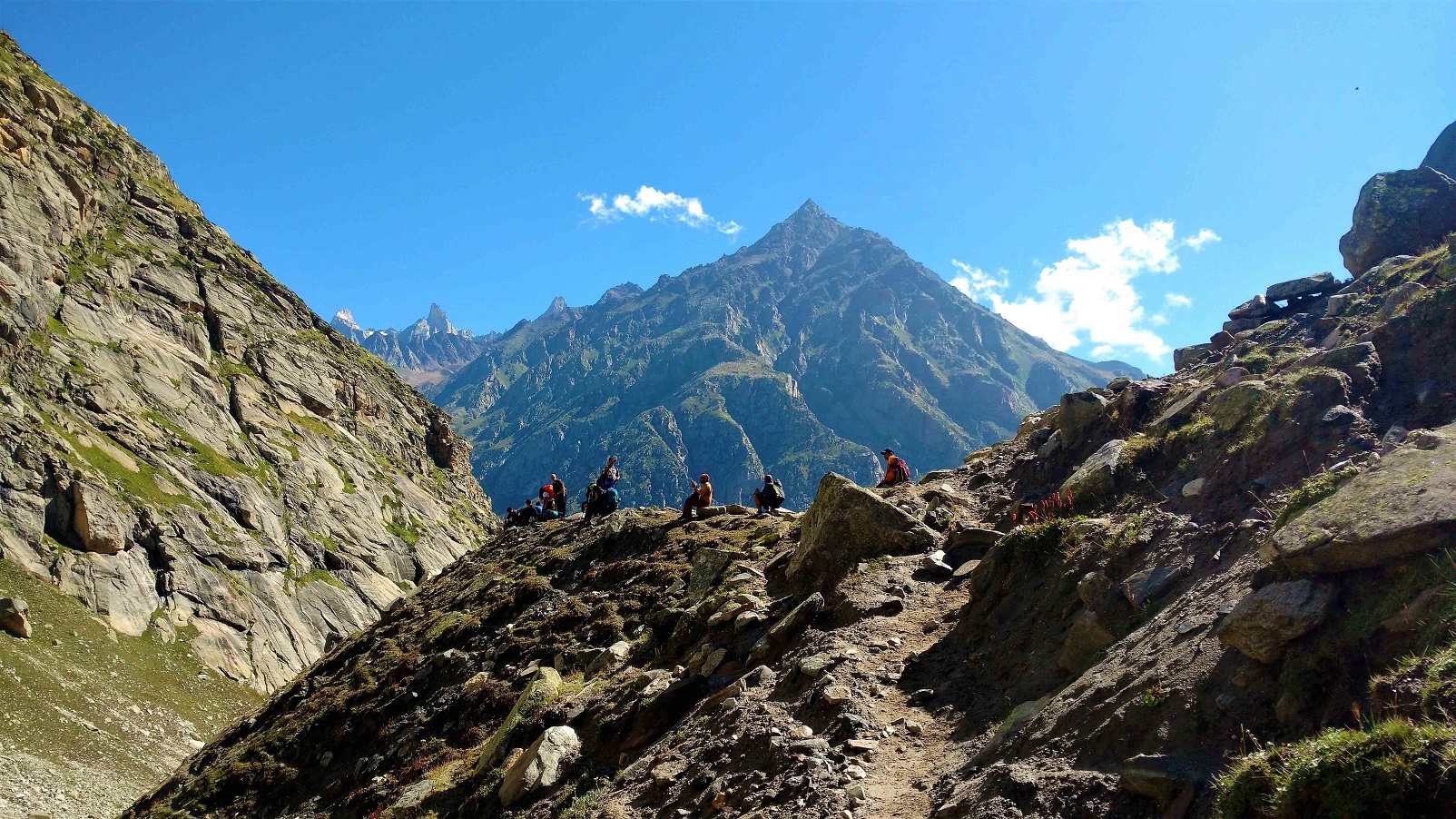 Hampta Pass - connecting the two heavens !