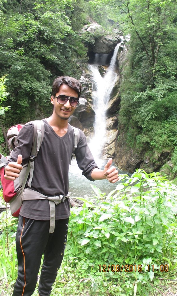 SARPASS..  Into the mighty himalaya..