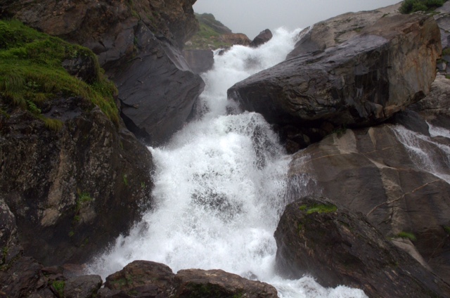 Hampta Pass - A Rendezvous For Men and Mountains