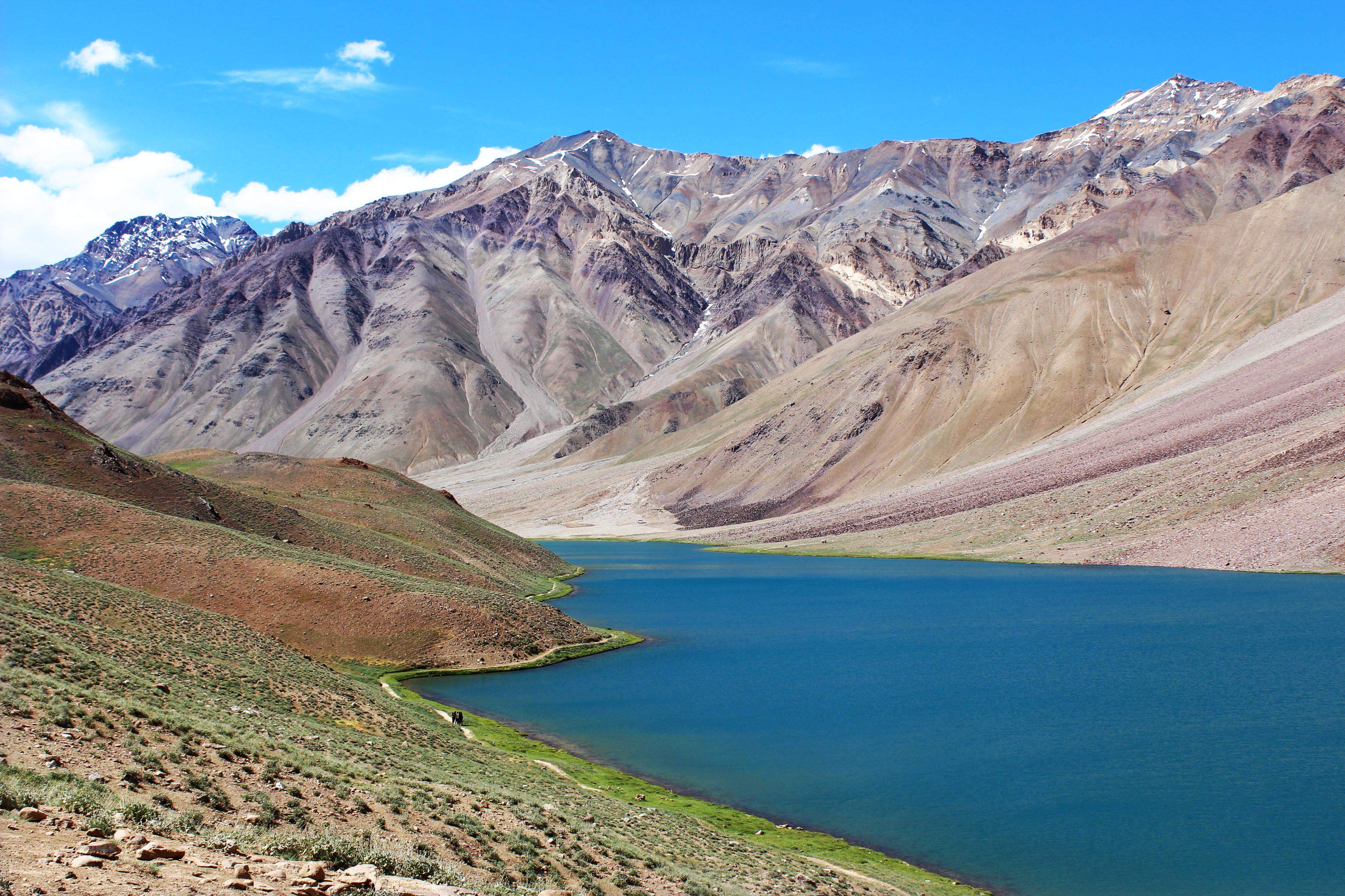 Hampta Pass - A Rendezvous For Men and Mountains