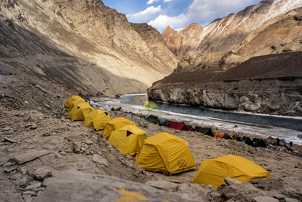 15 Most Glorious Pictures of Chadar Trek