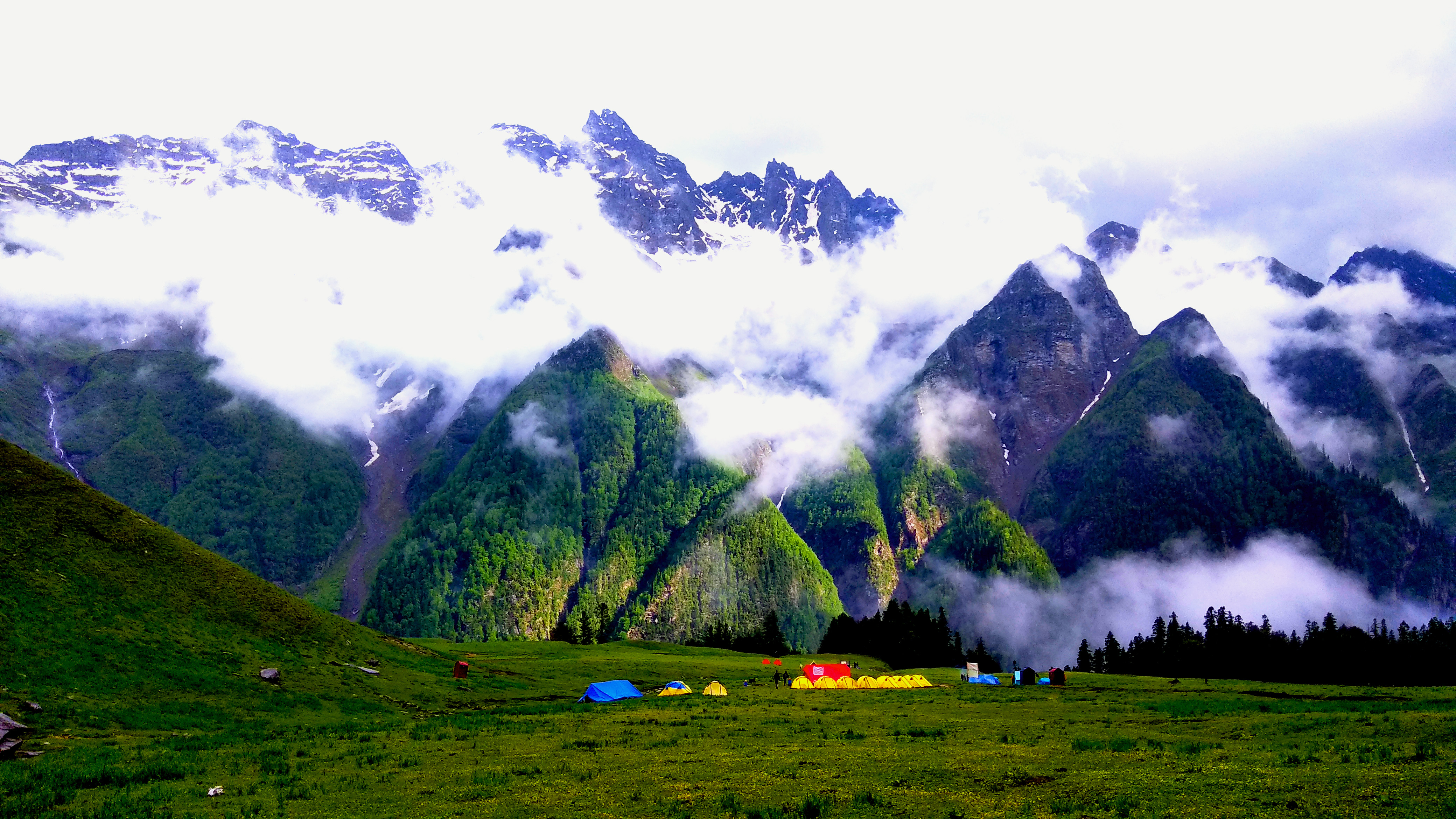 Top 5 Treks in Himachal Pradesh