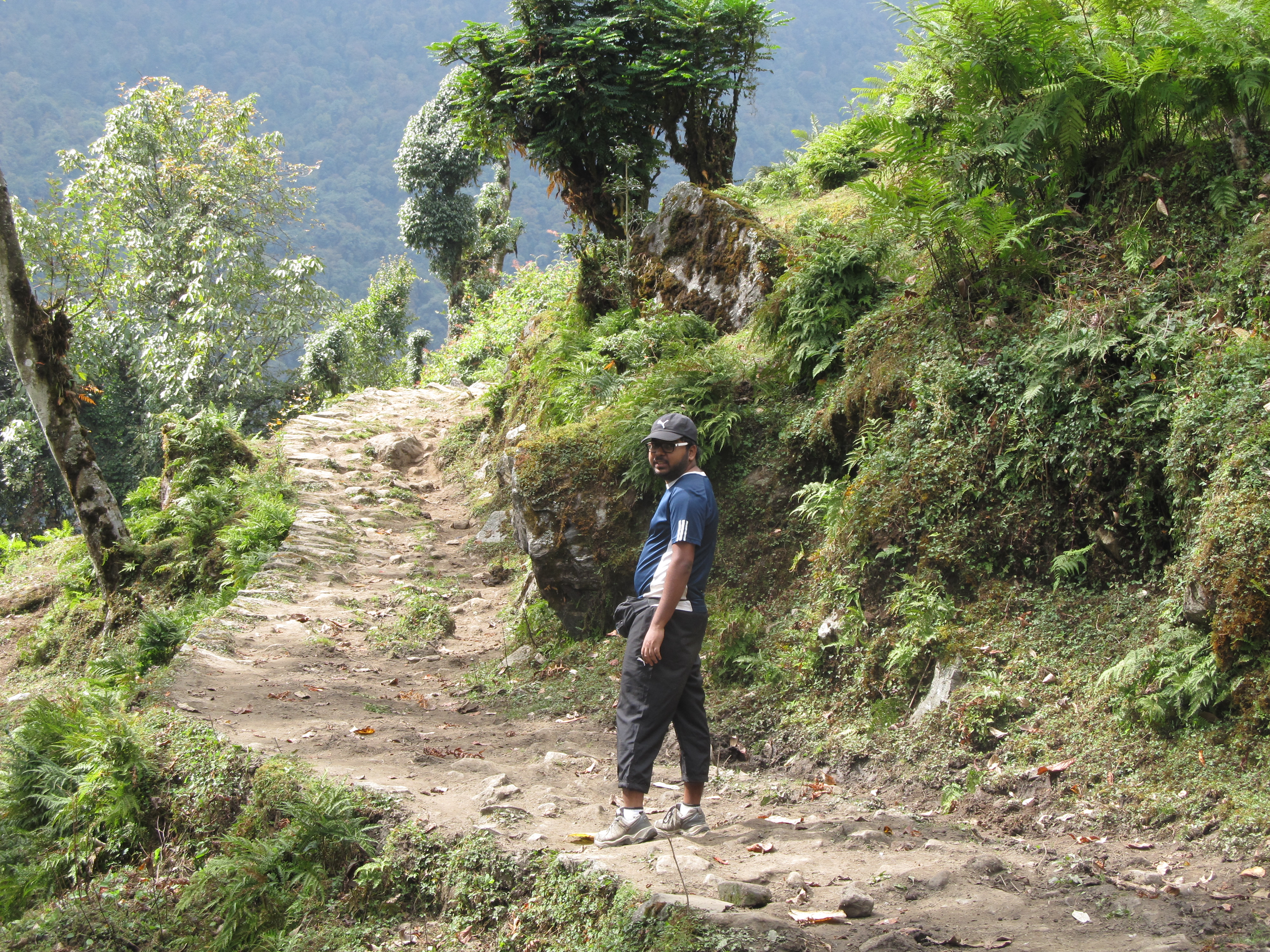Sightseeing on the way to Goecha La Trek 