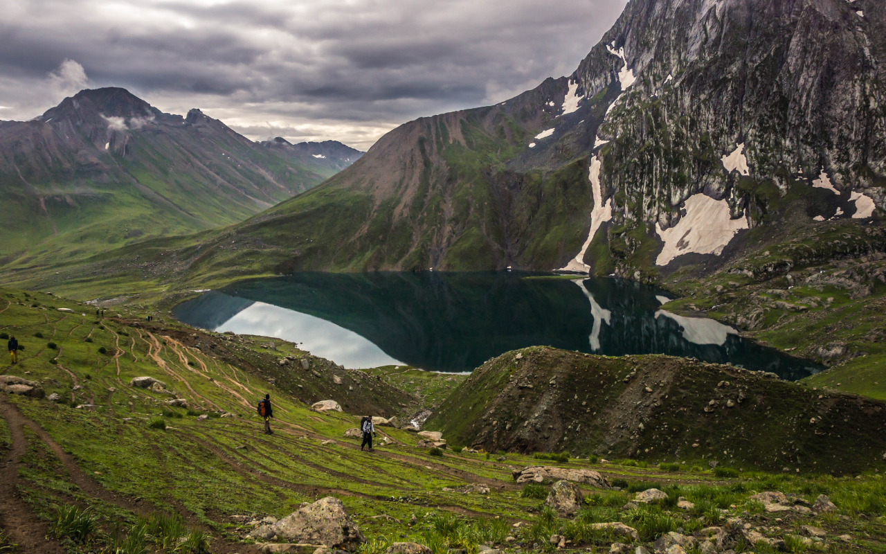 Kashmir Great Lakes Trek Blogs