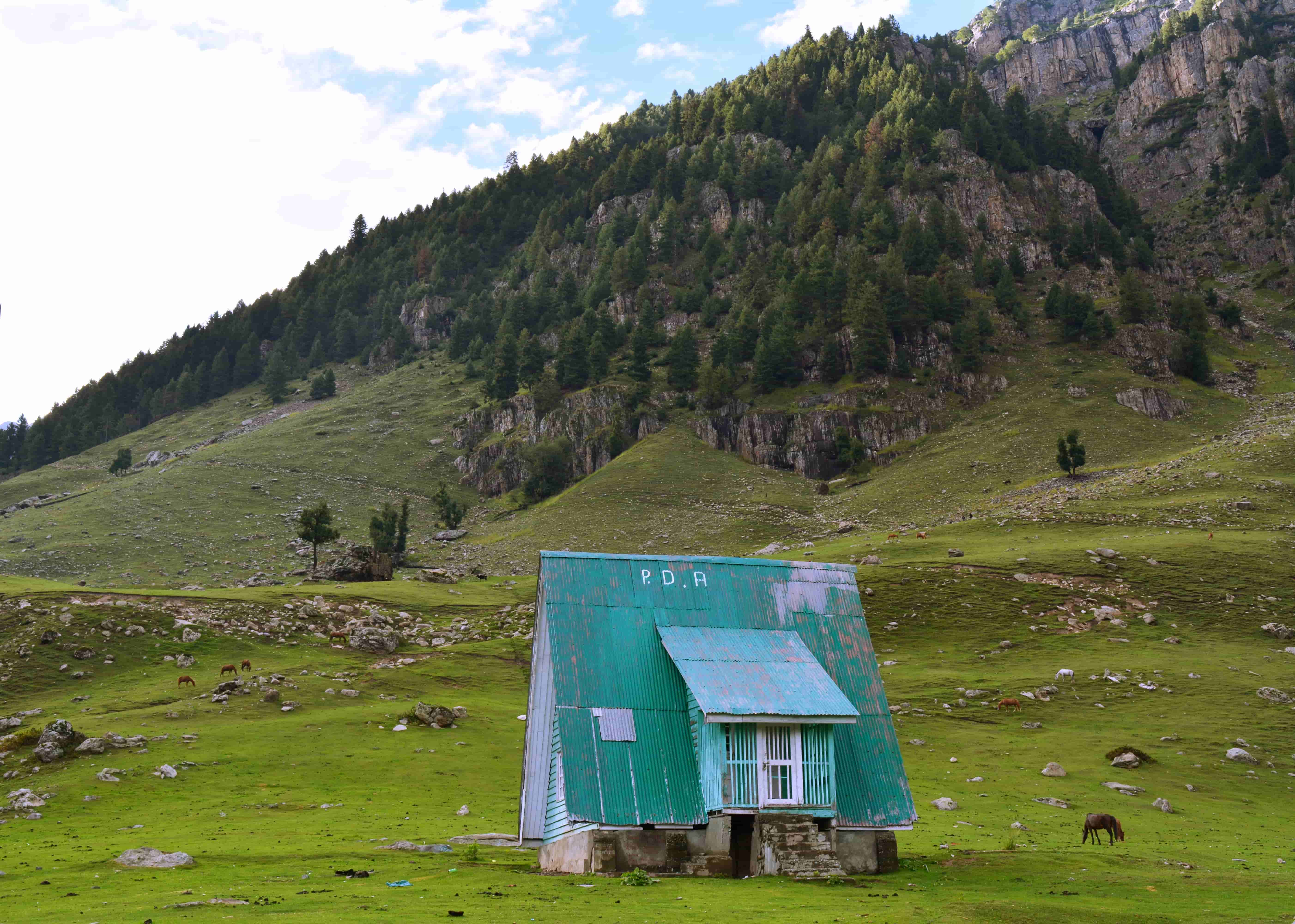 Five Reasons To Do The Tarsar Marsar Trek