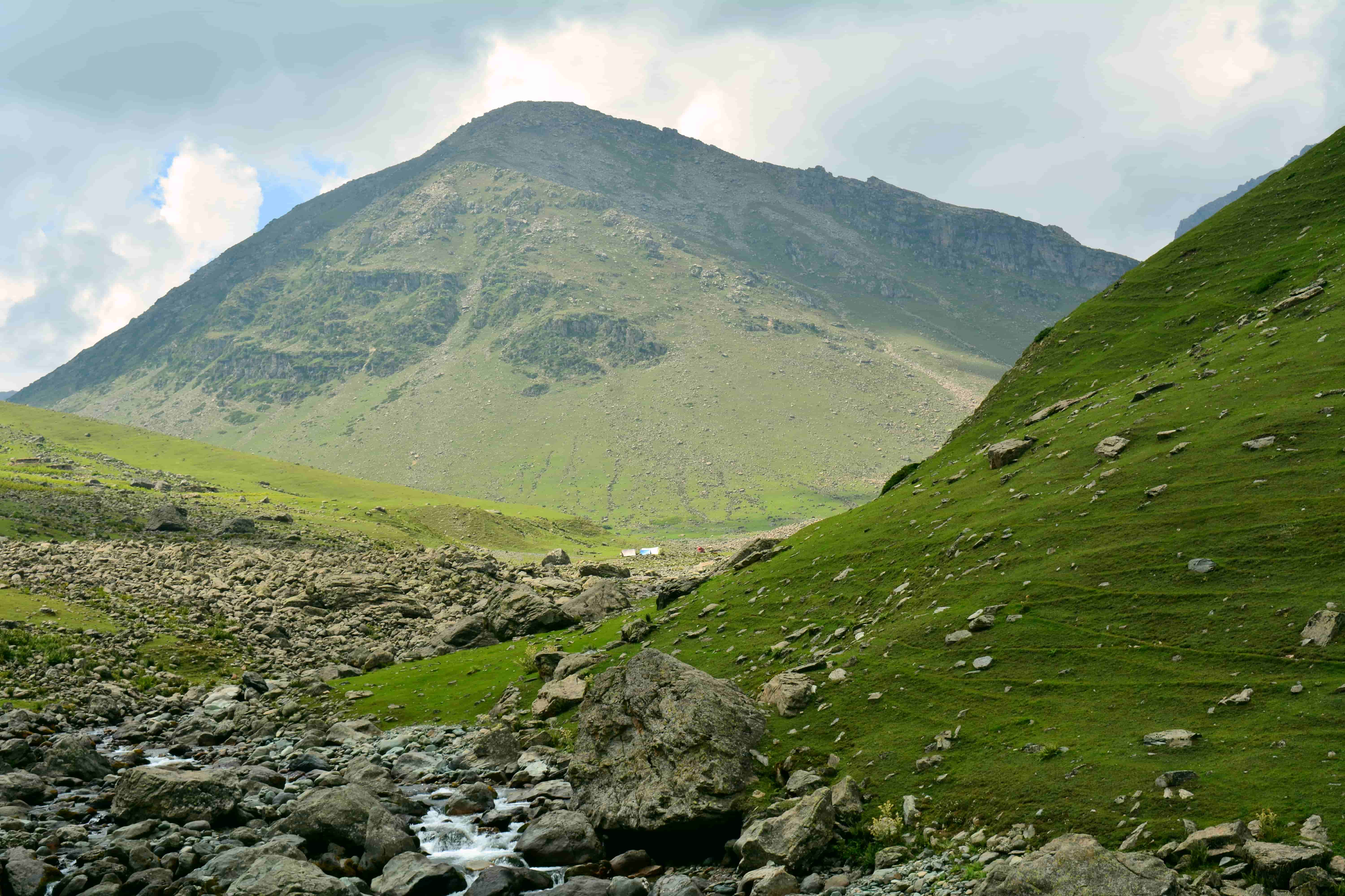 Five Reasons To Do The Tarsar Marsar Trek