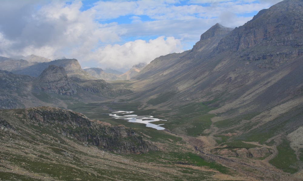Why I chose to do Tarsar Marsar over Kashmir Great Lakes