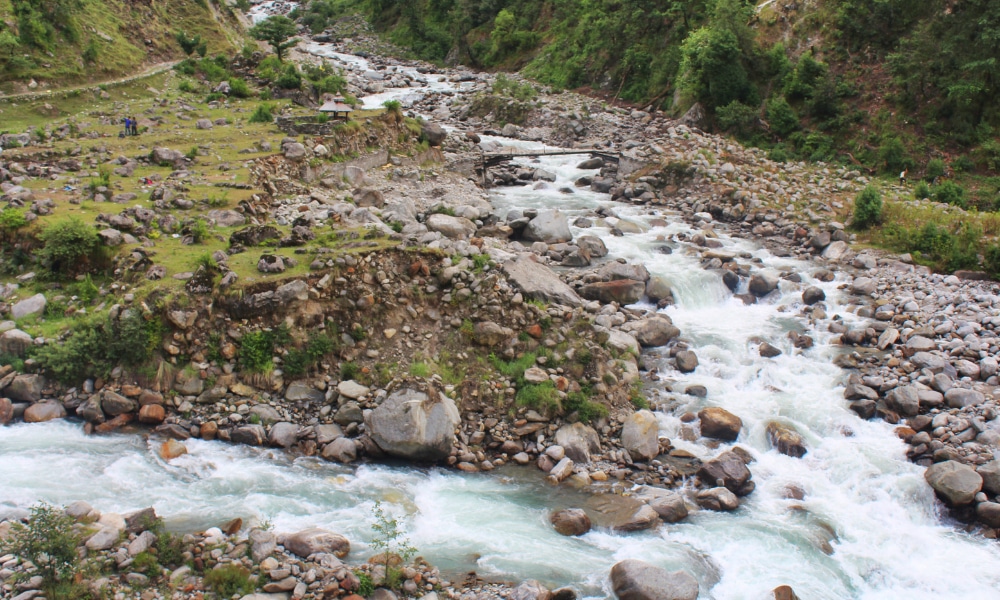 Dev Kyara – A Gallery of Waterfalls, Meadows & Peaks