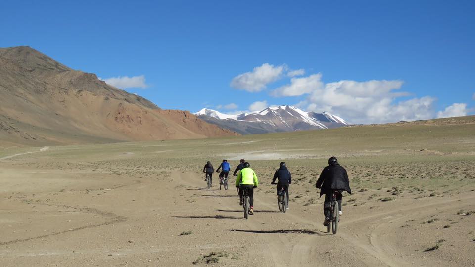 4 Best Cycling Expeditions To Do In India