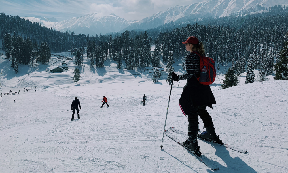 A Guide to Skiing in Gulmarg: Frequently Asked Questions