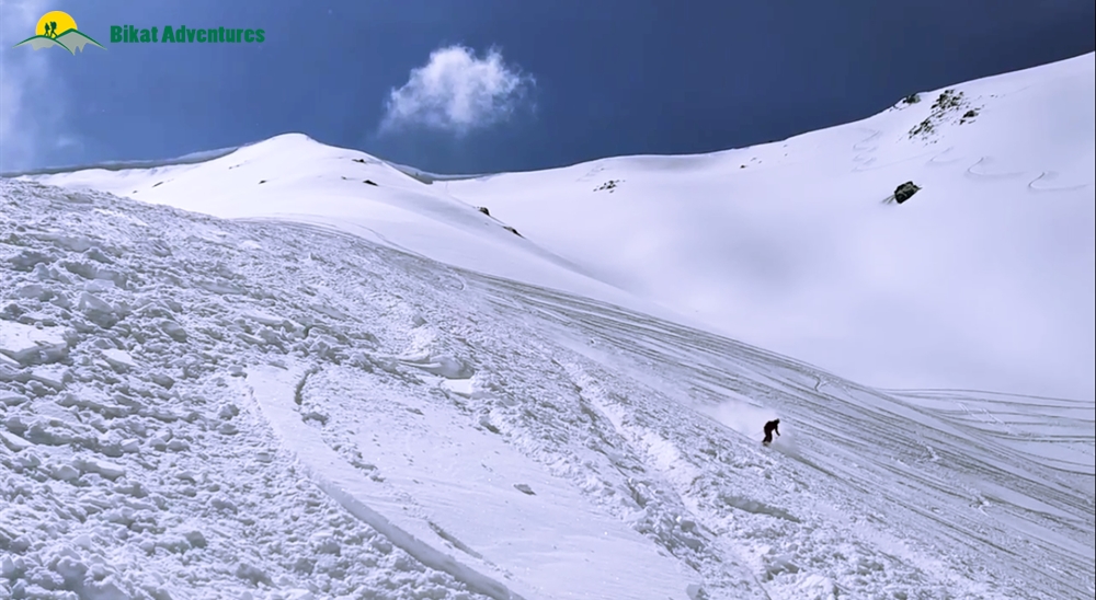 Skiing In Kashmir (Gulmarg)