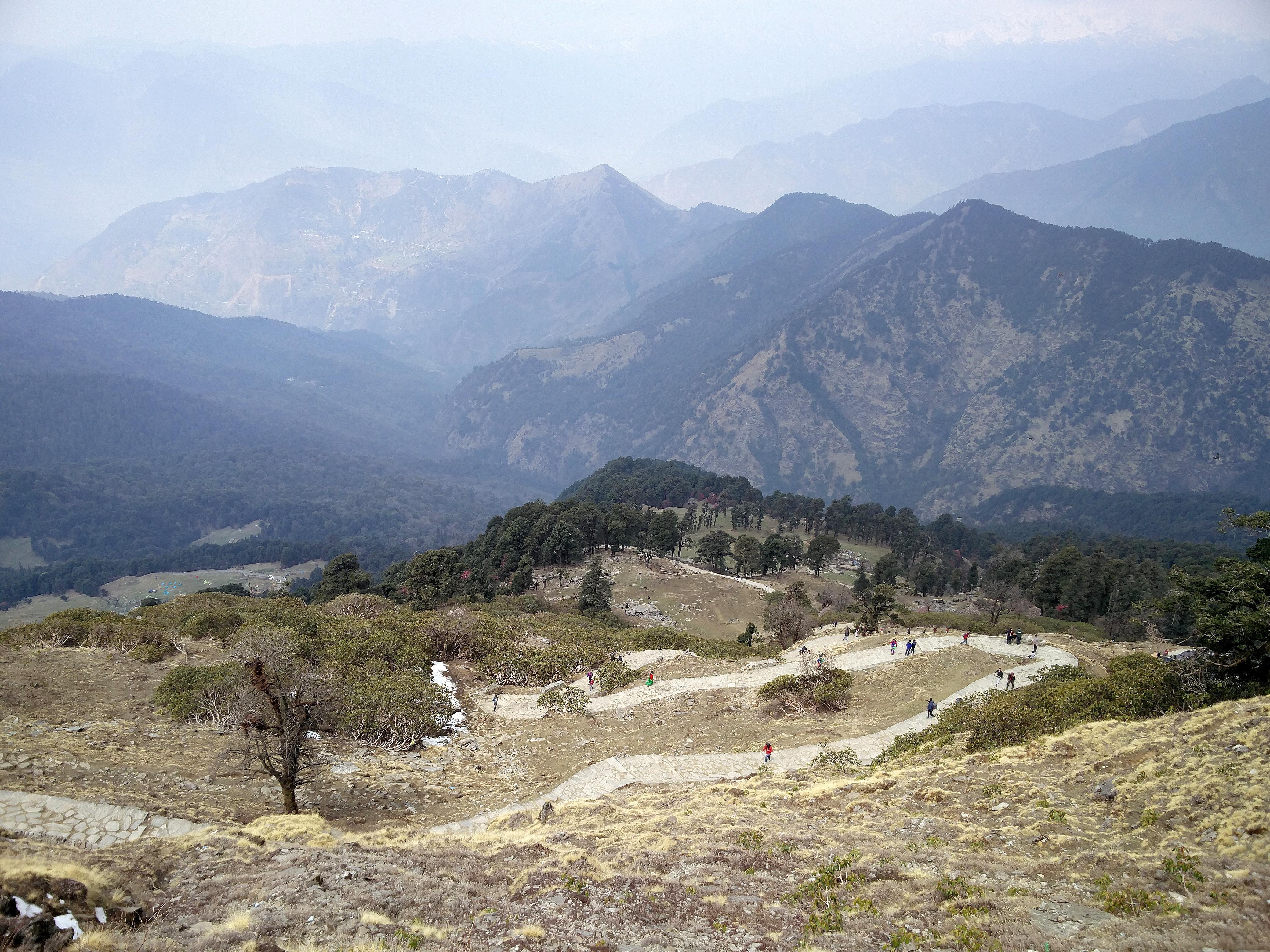 Deoria Tal - Chandrashila Trek 2016