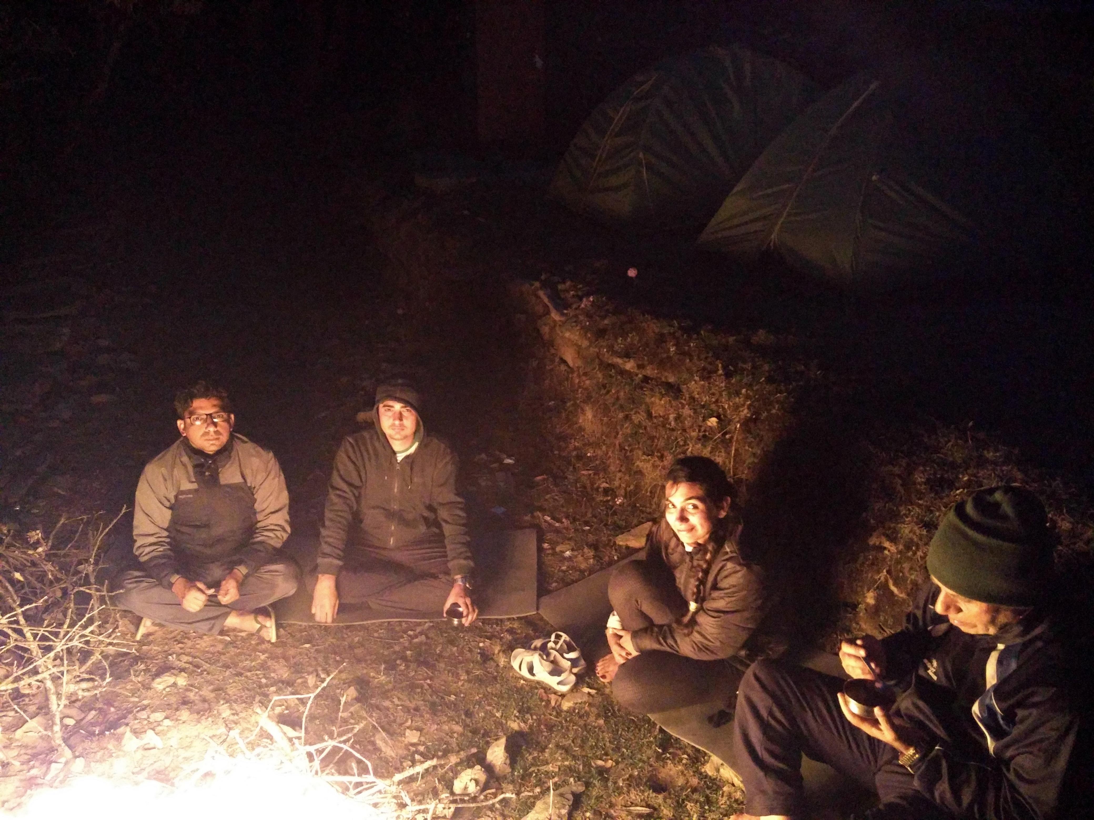 Deoria Tal - Chandrashila Trek 2016