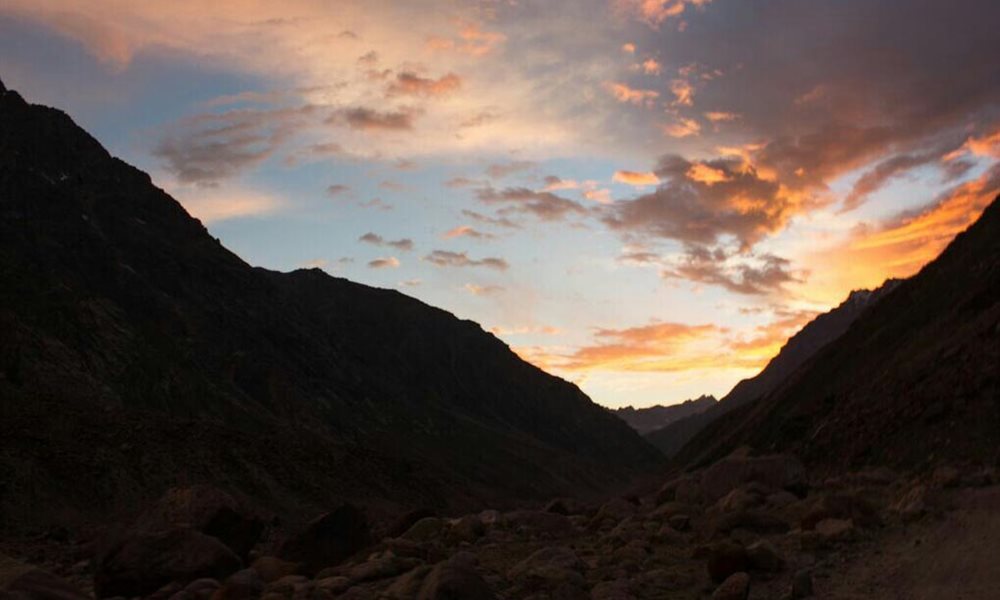 In a perfect state of Utopia – HAMPTA PASS