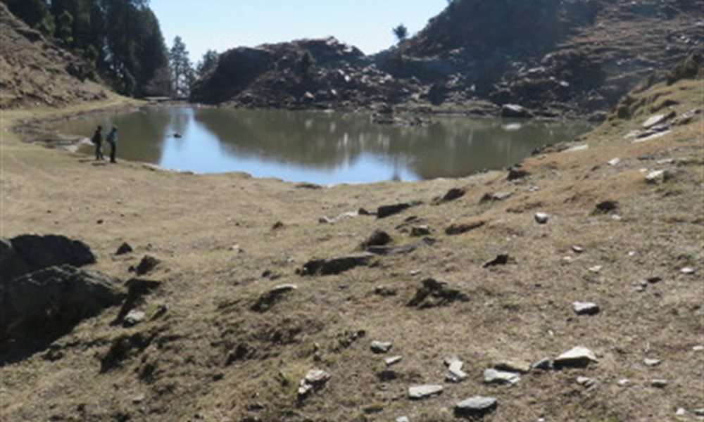 A LAKE IN THE MIDDLE OF PARADISE