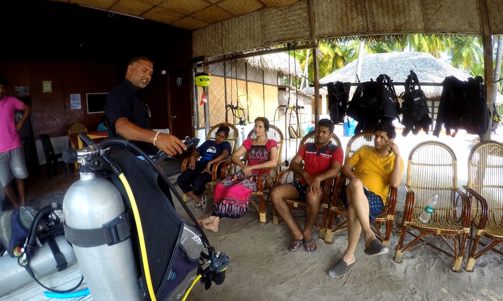 The diving experience in Bangaram