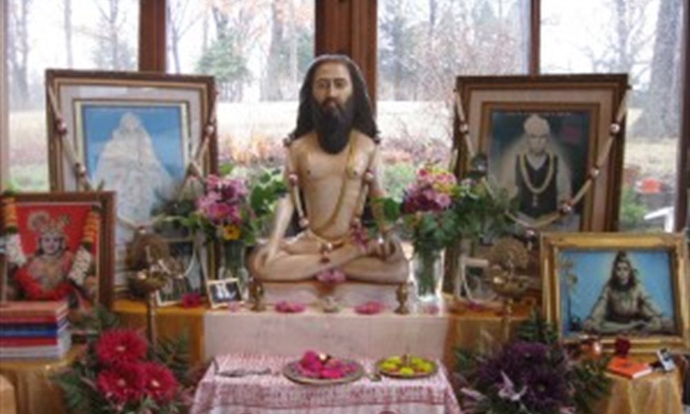 Rishikesh- The land of Scenic beauty and Sadhus