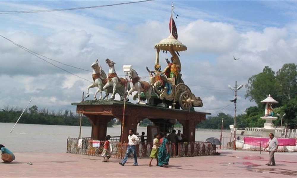 Rishikesh- The land of Scenic beauty and Sadhus