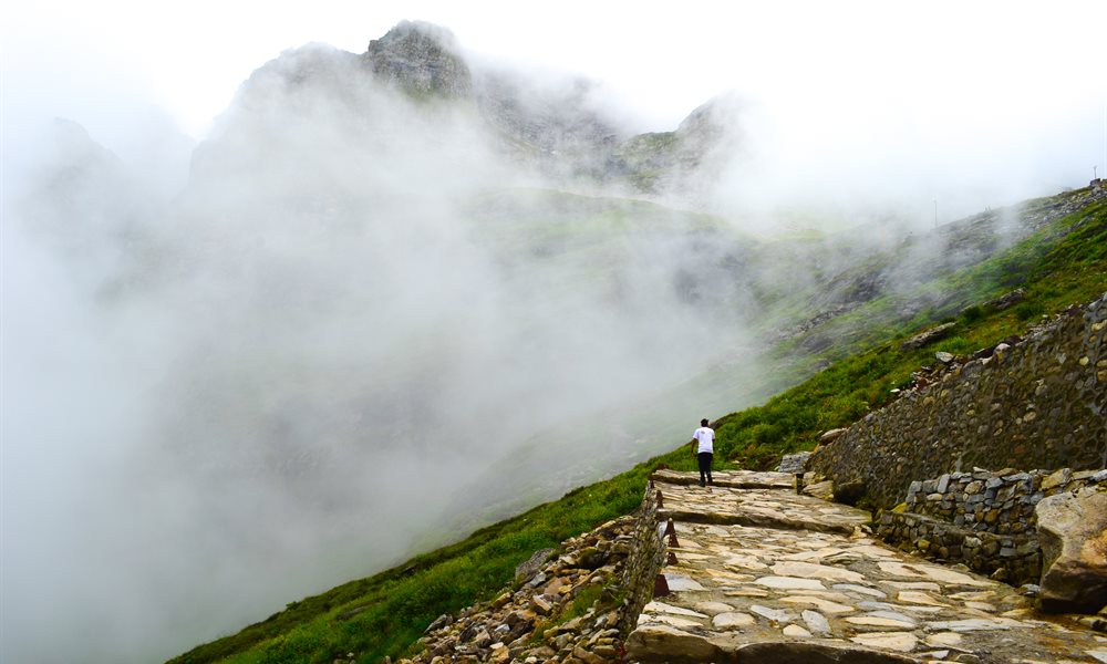 It’s Journey, not the destination (Hemkund sahib and the valley of flowers)