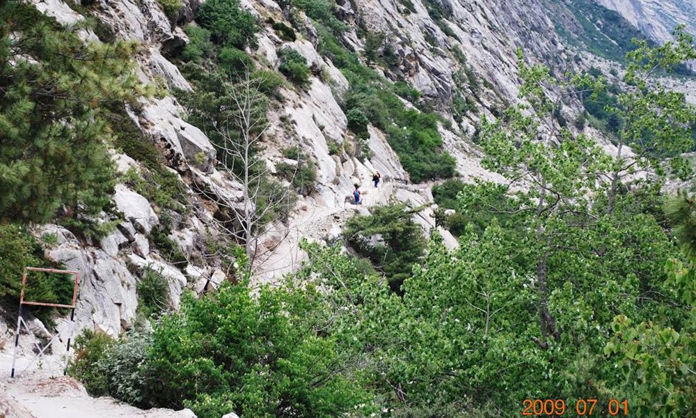 A trek to Kalindi pass