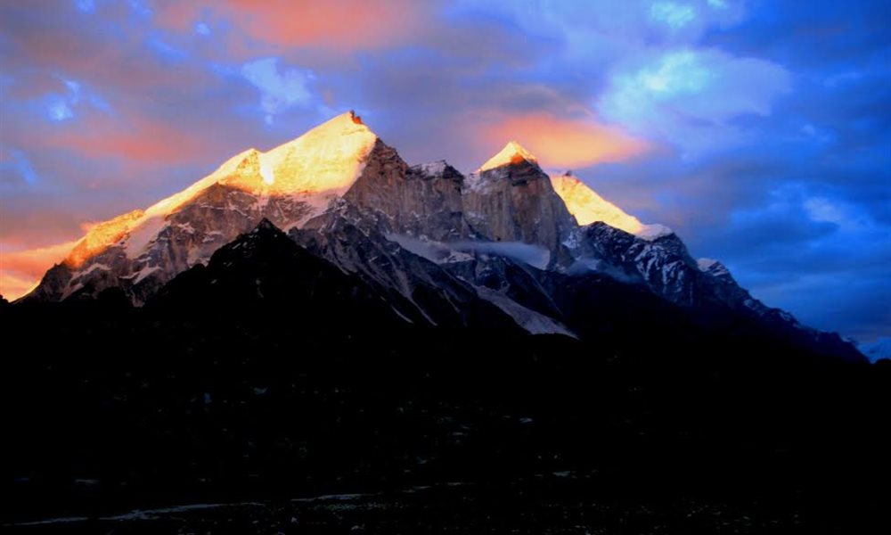 A trek to Kalindi pass