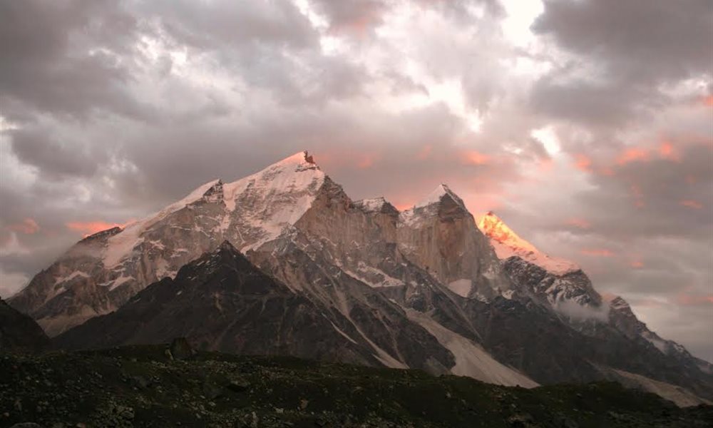 A trek to Kalindi pass