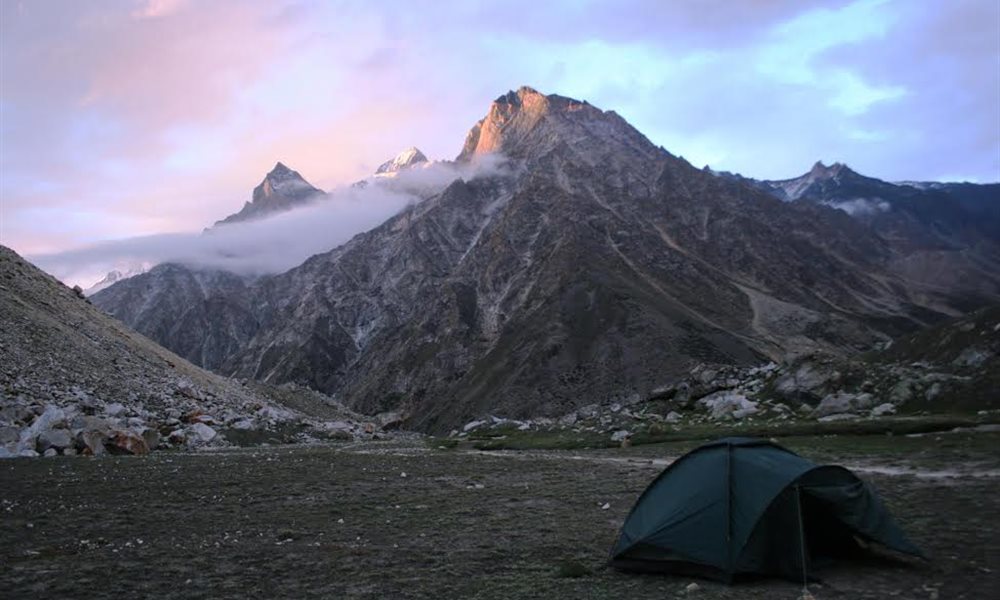 A trek to Kalindi pass