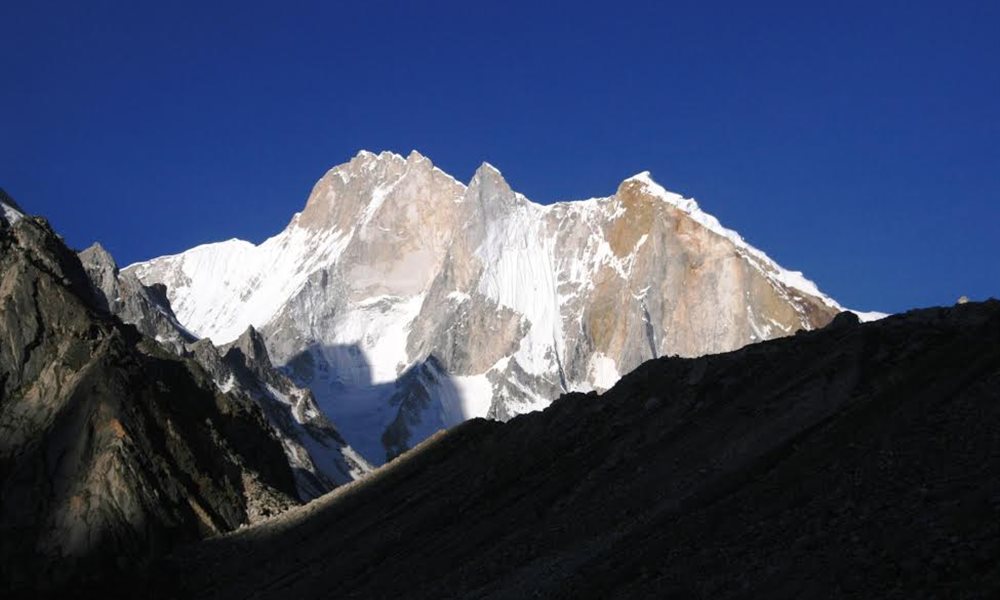 A trek to Kalindi pass