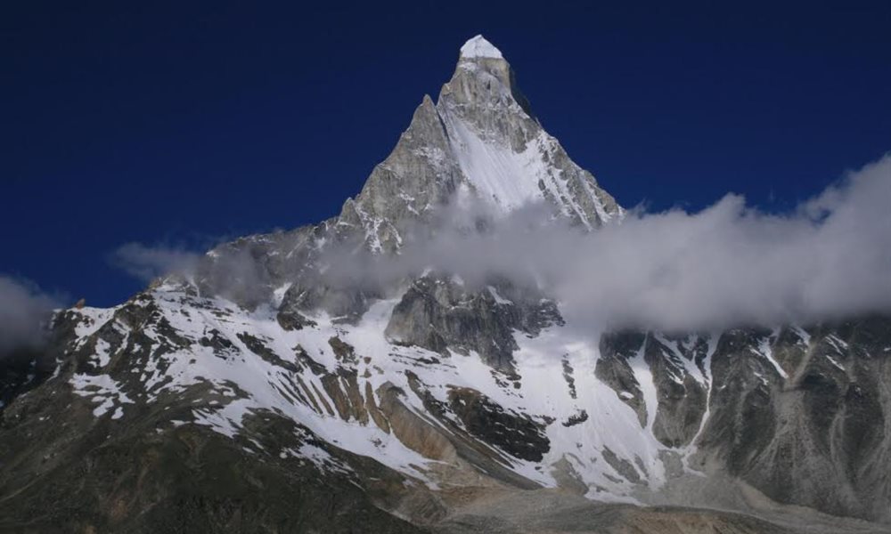 A trek to Kalindi pass