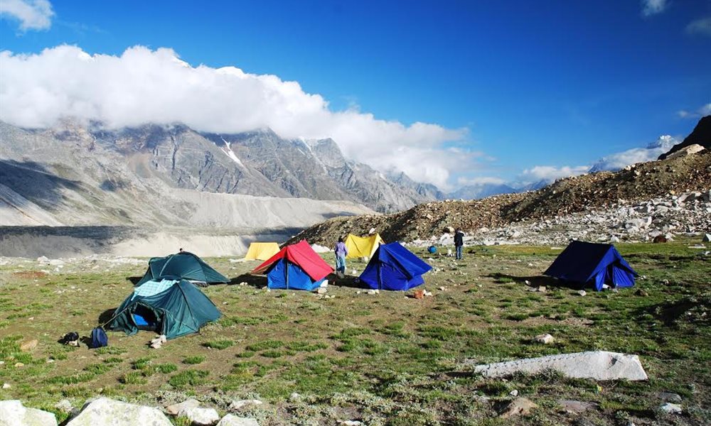A trek to Kalindi pass