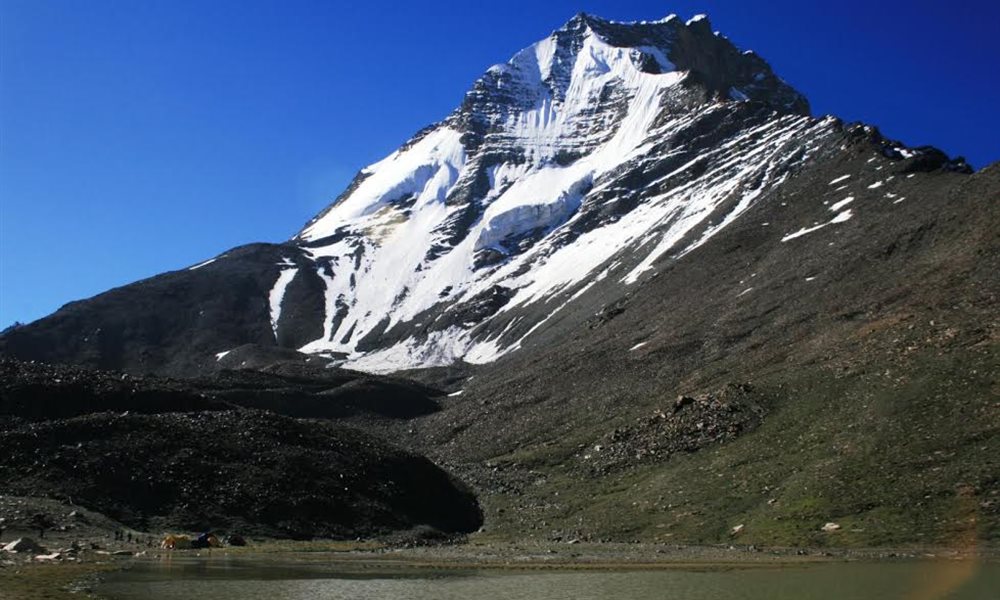 A trek to Kalindi pass