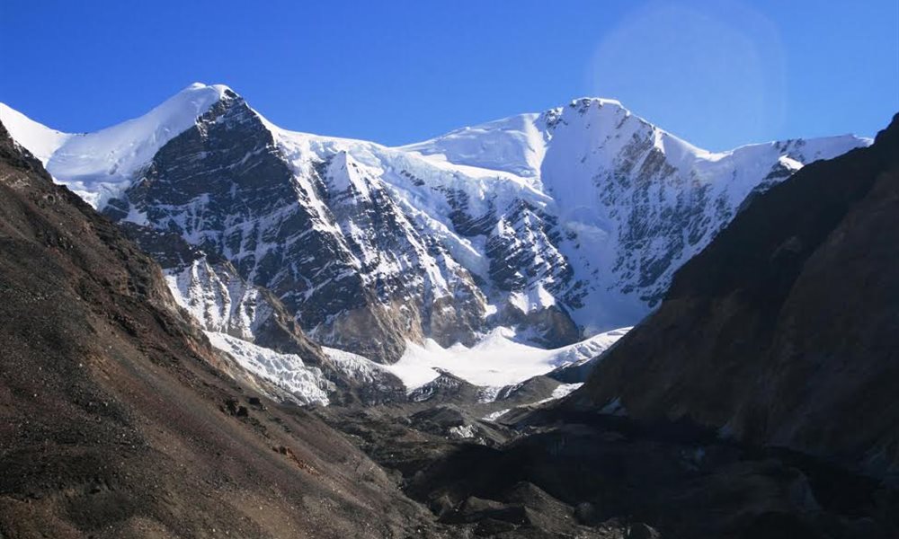 A trek to Kalindi pass