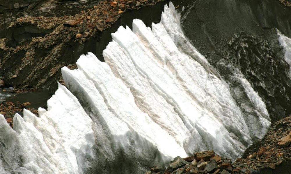 A trek to Kalindi pass