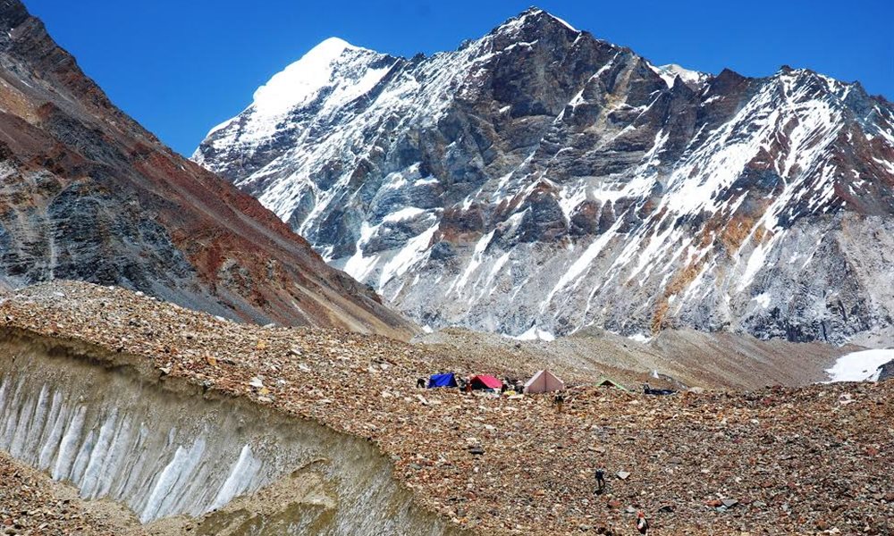 A trek to Kalindi pass