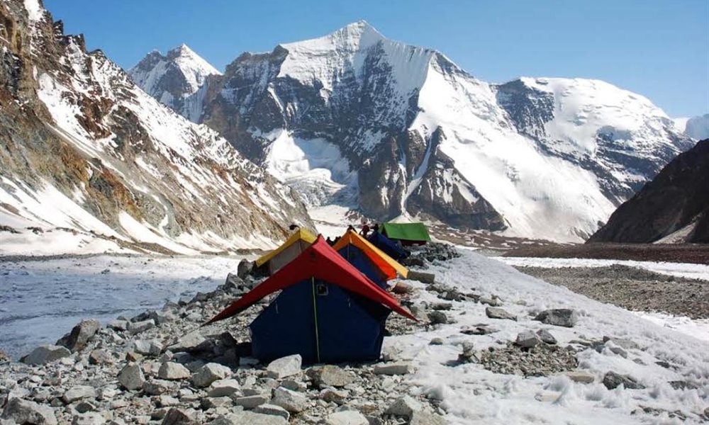 A trek to Kalindi pass