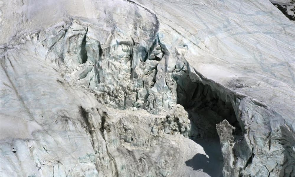 A trek to Kalindi pass