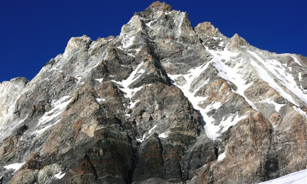 A trek to Kalindi pass