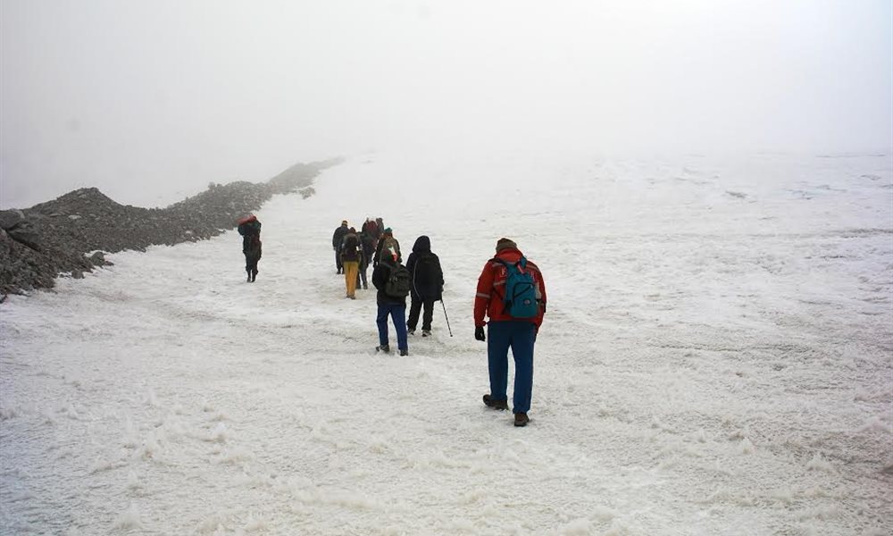 A trek to Kalindi pass