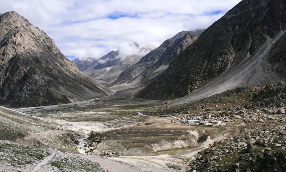 A trek to Kalindi pass