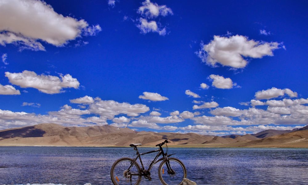 Coolest biking tours around the world to add to your Bike-It list