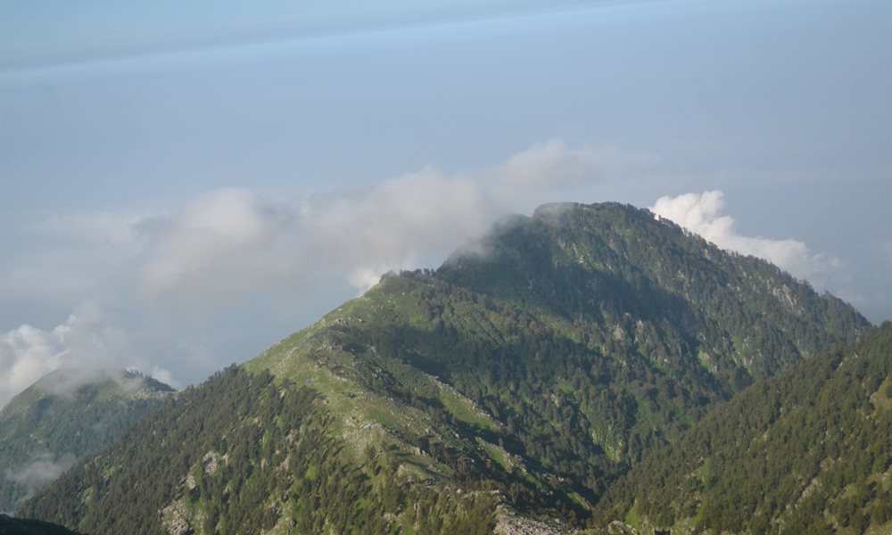 The ultimate guide to Indrahar Pass Trek in monsoon