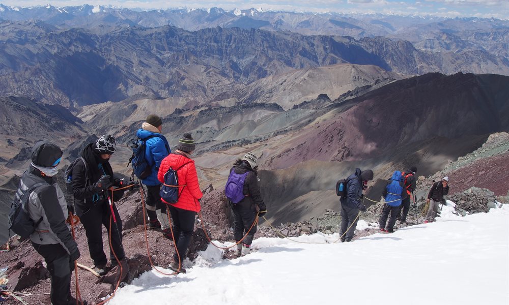 Trailcraft Basics : Ascending and Descending on Trail and Snow