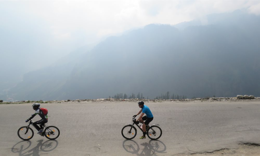 Manali To Leh Cycling Expedition Is Epic And Challenging
