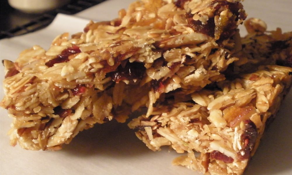 Healthy Snacks & Munchies You Can Have On The Trail