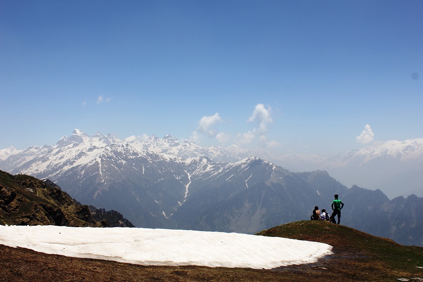 A trek through the fields of Malana - Chandrakhani Pass