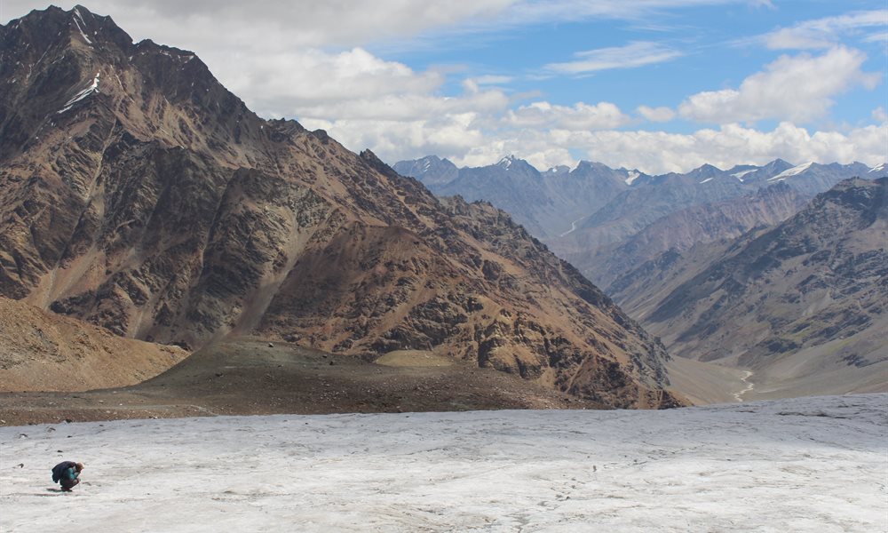 A beautiful marriage of two soulful valleys: Pin Parvati Pass 