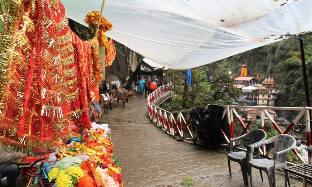 What makes Bali Pass a badass trek?