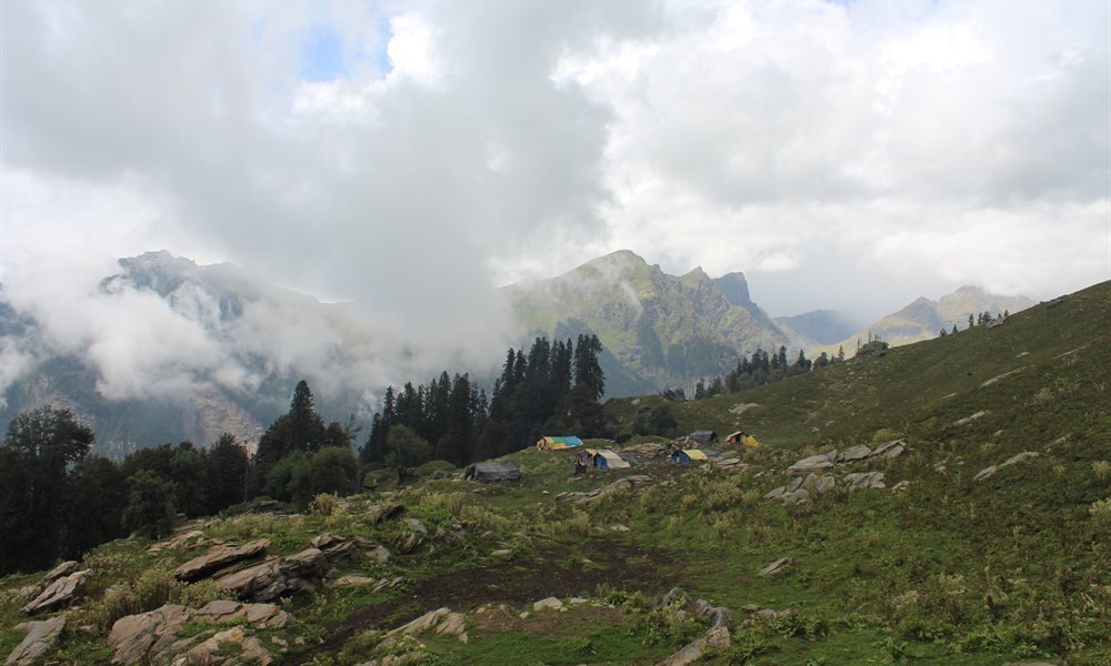 Winter Treks Opened, Photo Contest Results Out - Adventure Bulletin